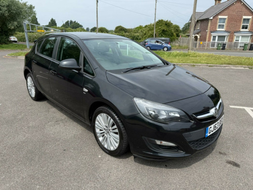 Vauxhall Astra  1.4 16v Energy Euro 5 5dr
