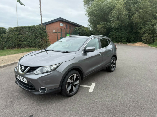 Nissan Qashqai  1.5 dCi n-tec+ 2WD Euro 6 (s/s) 5dr