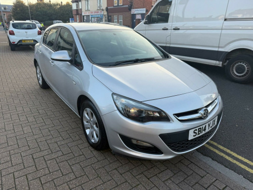 Vauxhall Astra  1.4 16v Design Euro 5 5dr