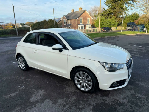 Audi A1  1.6 TDI Sport Euro 5 (s/s) 3dr