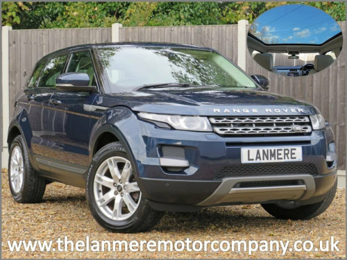 Land Rover Range Rover Evoque  2.2 SD4 Pure Tech Pack 5dr Automatic * PANORAMIC GLASS ROOF + SAT NAV + ALM