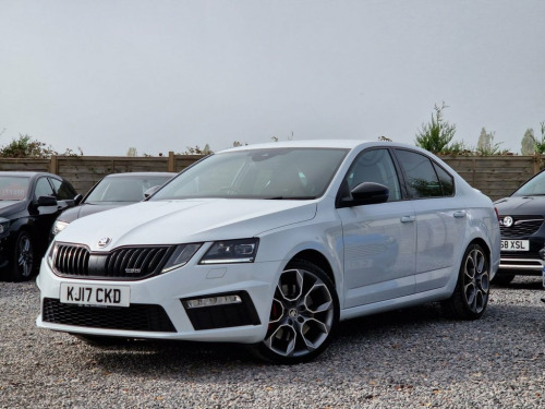 Skoda Octavia  2.0 TSI vRS Hatchback 5dr Petrol Manual Euro 6 (s/