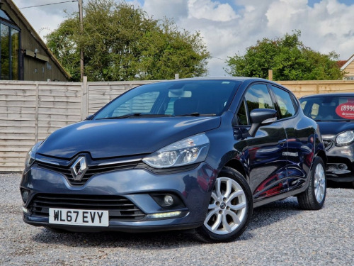 Renault Clio  1.2 16V Dynamique Nav Hatchback 5dr Petrol Manual 