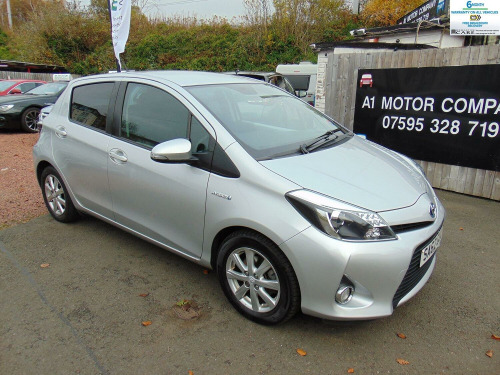 Toyota Yaris  1.5 VVT-h T4 * FULL DEALER SERVICE HISTORY * MOT SEPTEMBER 2025 * FREE 6 MO