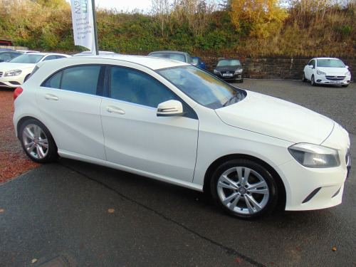 Mercedes-Benz A-Class  1.5 A180d Sport * ONLY 23270 MILES * MOT OCTOBER 2026 * GREAT SERVICE HISTO