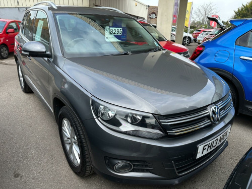 Volkswagen Tiguan  2.0 TDI BlueMotion Tech SE
