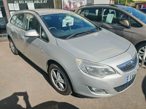 Vauxhall Astra  1.6 16V Exclusiv