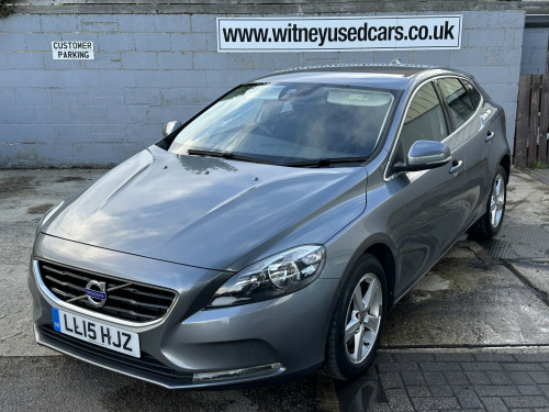 Volvo V40  1.5 Momentum T2