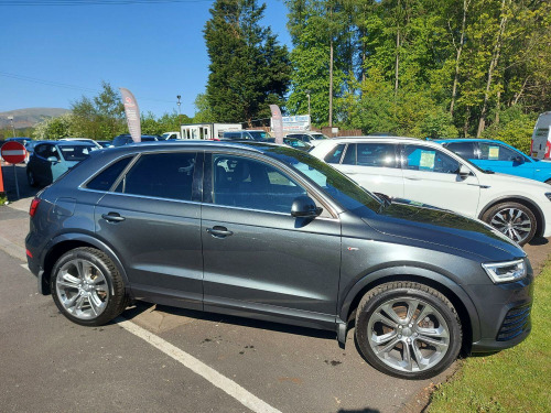 Audi Q3 2.0 TDI S line Plus