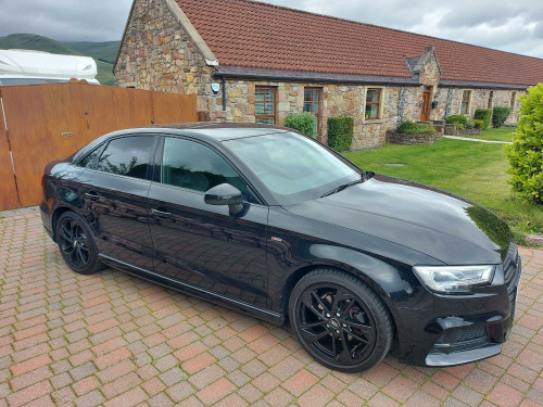 Audi A3  1.5 TFSI CoD 35 Black Edition