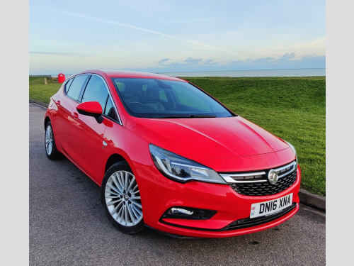 Vauxhall Astra  1.6 CDTi BlueInjection Elite Nav Hatchback 5dr Diesel Manual Euro 6 (s/s) ( 