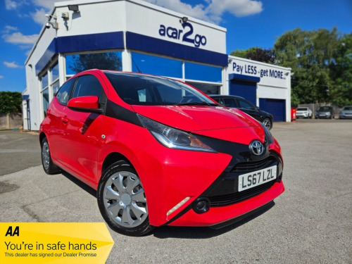 Toyota AYGO  1.0 VVT-i x-play Hatchback 5dr Petrol Manual Euro 