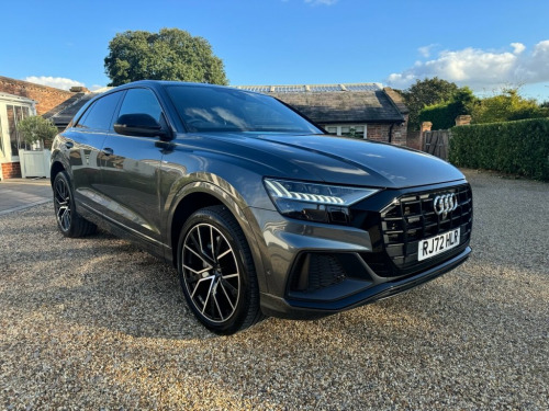 Audi Q8  3.0 TDI QUATTRO S LINE BLACK EDITION MHEV 5d 282 B