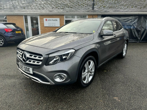 Mercedes-Benz GLA-Class  2.1 GLA200d Sport (Executive) SUV 5dr Diesel Manua