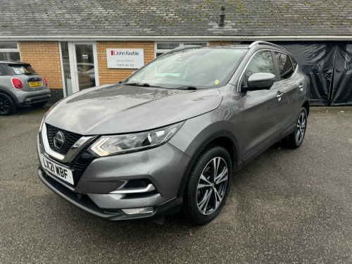 Nissan Qashqai  1.3 DIG-T N-Connecta SUV 5dr Petrol Manual Euro 6 