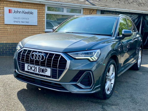 Audi Q3  1.5 TFSI CoD 35 S line SUV 5dr Petrol Manual Euro 