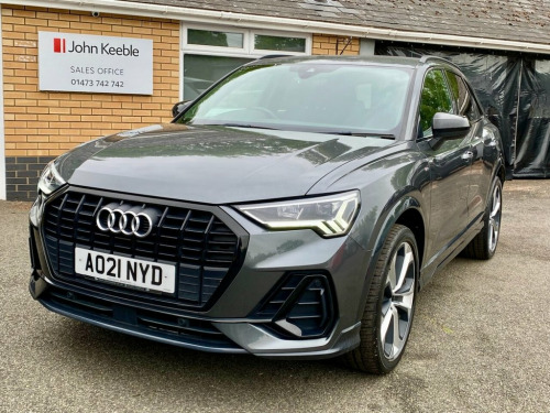 Audi Q3  1.5 TFSI CoD 35 Black Edition SUV 5dr Petrol S Tro