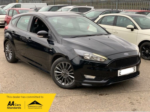 Ford Focus  1.0 ST-LINE NAV NEW TIMING BELT FSH SAT NAV BLUETOOTH CRUISE APPLE CAR PLAY