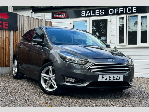 Ford Focus  1.0T EcoBoost Zetec Hatchback 5dr Petrol Manual Eu