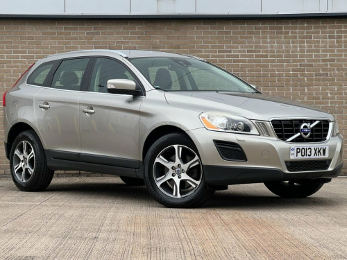 Volvo XC60  2.4 D5 SE LUX NAV AWD 5d 212 BHP