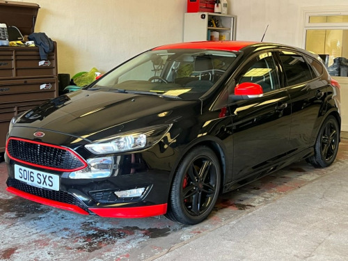 Ford Focus  1.5T EcoBoost Zetec S Black Edition Hatchback 5dr 