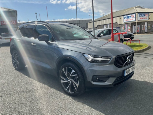 Volvo XC40  2.0 D4 FIRST EDITION AWD 5d 188 BHP