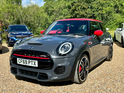 MINI Cooper  JOHN COOPER WORKS 3-Door