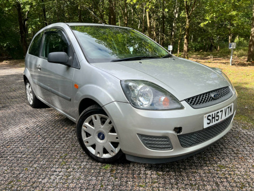 Ford Fiesta  STYLE CLIMATE 16V 3-Door