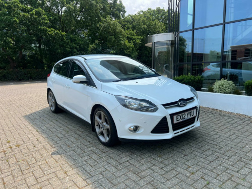 Ford Focus  1.6 Titanium Euro 5 5dr