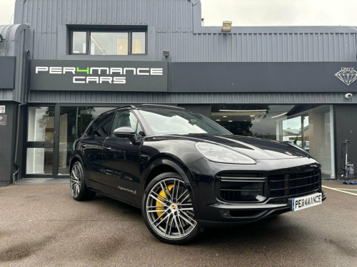 Porsche Cayenne  4.0 V8 E-Hybrid 14.1kWh Turbo S SUV 5dr Petrol Plu