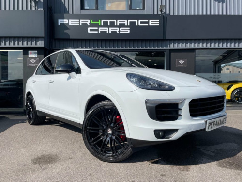 Porsche Cayenne  4.2 TD V8 S SUV 5dr Diesel TiptronicS 4WD Euro 5 (