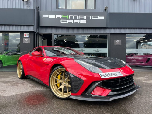 Ferrari F12berlinetta  0l