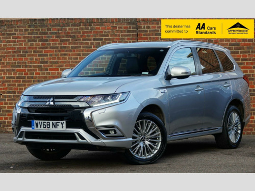Mitsubishi Outlander  2.4h TwinMotor 13.8kWh 4h SUV 5dr Petrol Plug-in Hybrid CVT 4WD Euro 6 (s/s
