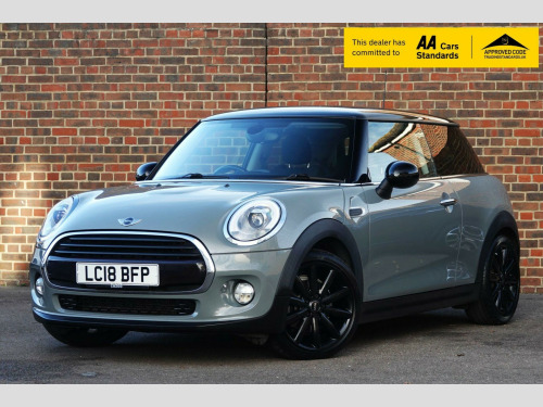 MINI Hatch  1.5 Cooper Hatchback 3dr Petrol Steptronic Euro 6 (s/s) (136 ps)