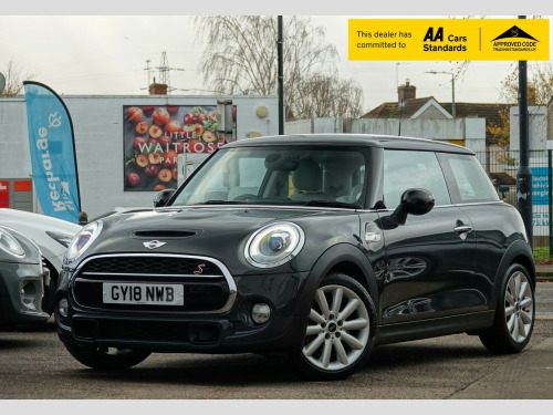 MINI Hatch  2.0 Cooper S Hatchback 3dr Petrol Steptronic Euro 6 (s/s) (192 ps) 