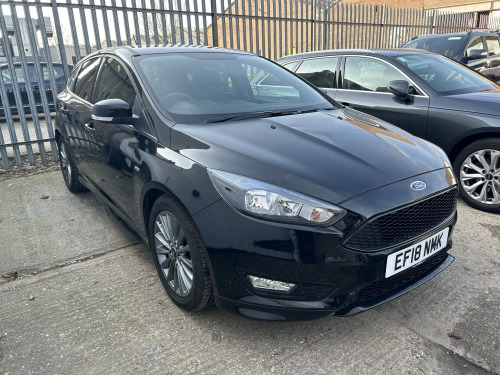 Ford Focus  1.0T EcoBoost ST-Line Hatchback 5dr Petrol Auto Euro 6 (s/s) (125 ps)