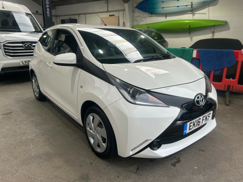 Toyota AYGO  1.0 VVT-i x-play Hatchback 5dr Petrol Manual Euro 6 (68 ps)