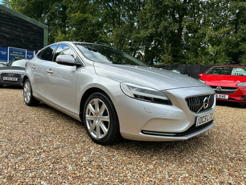 Volvo V40  2.0 T3 Inscription Euro 6 (s/s) 5dr