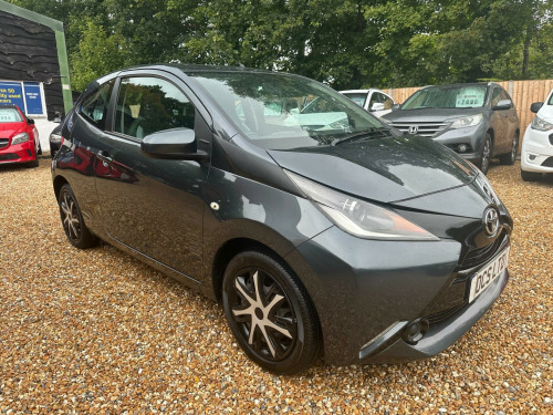 Toyota AYGO  1.0 VVT-i x-play Euro 5 3dr Euro 5