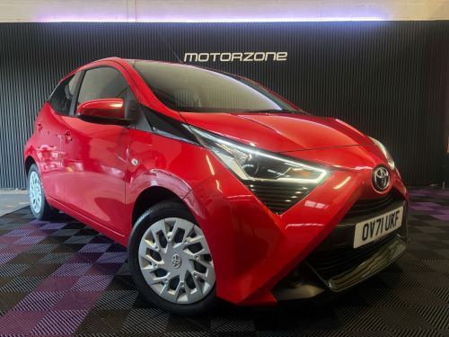 Toyota AYGO  1.0 VVT-i x-play Hatchback 5dr Petrol x-shift Euro 6 (Safety Sense) (68 ps)