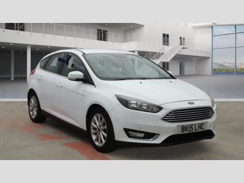 Ford Focus  1.0T EcoBoost Titanium Hatchback 5dr Petrol Manual