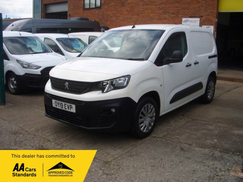 Peugeot Partner  1.6 BlueHDi 1000 Professional Standard Panel Van 5