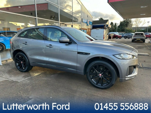 Jaguar F-PACE  2.0 D240 Chequered Flag SUV 5dr Diesel Auto AWD Eu