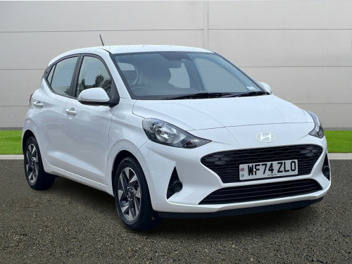 Hyundai i10  Hatchback Advance