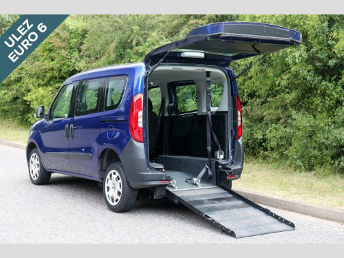 Fiat Doblo  3 Seat Wheelchair Accessible Disabled Access Ramp 