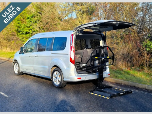 Ford Grand Tourneo Connect  Grand Connect Titanium Auto With Scooter / Chair L
