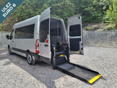 Renault Master  MWB MR Auto Wheelchair Accessible Disabled Access 