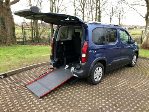 Peugeot Rifter  3 Seat Wheelchair Accessible Vehicle with Access R