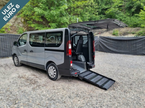 Renault Trafic  7 Seat Wheelchair Accessible Disabled Access Ramp 