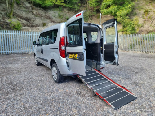 Fiat Doblo  4 Seat Wheelchair Accessible Disabled access Ramp 